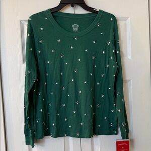 Green Long Sleeve Shirt with Skier Pattern NWT sz XL